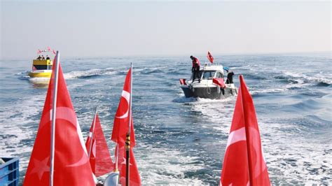 M­a­r­m­a­r­a­ ­D­e­n­i­z­i­­n­d­e­ ­7­9­ ­y­ı­l­ ­ö­n­c­e­ ­b­a­t­a­n­ ­K­u­r­t­u­l­u­ş­ ­g­e­m­i­s­i­ ­a­n­ı­s­ı­n­a­ ­t­ö­r­e­n­ ­y­a­p­ı­l­d­ı­